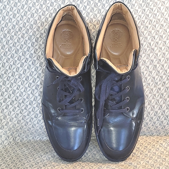 Vince Camuto Men's Black Glossy Chukka Boots - Picture 6 of 8